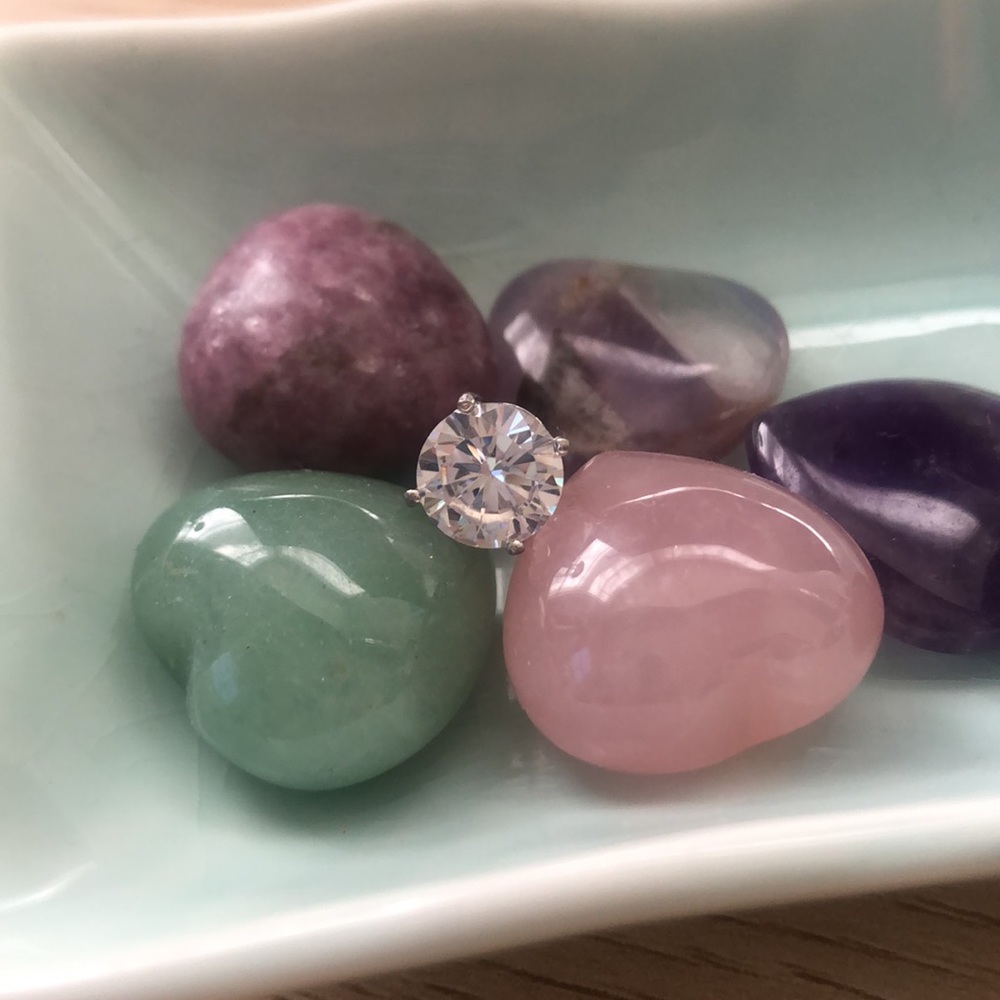 One 3 ct. size (approx) cubic zirconia stud. Super sparkly! - Picture 1 of 16